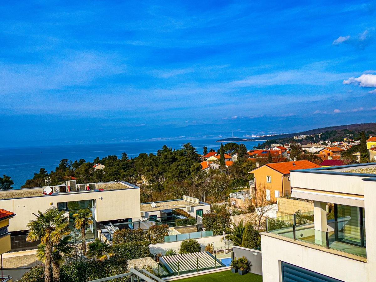 Villa Mirno More Apartments Malinska Exteriér fotografie