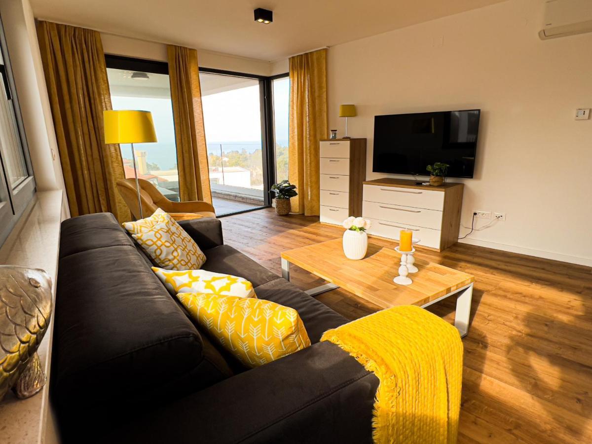 Villa Mirno More Apartments Malinska Exteriér fotografie